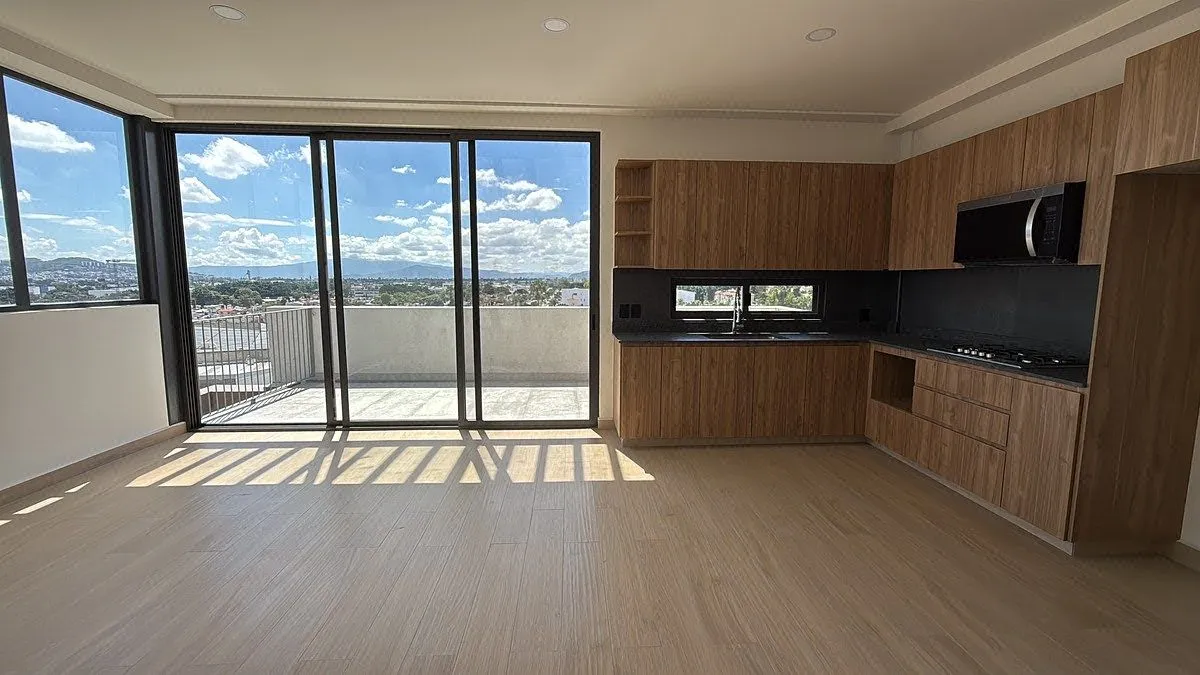 Foto 3 de Penthouse en venta en Villas del Tepeyac, Zapopan | Terraza privada