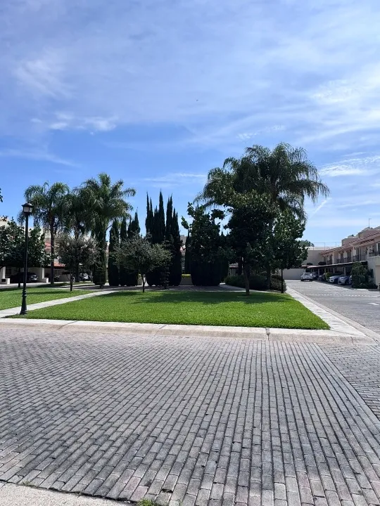 Foto 2 de Casa en venta en San Juan de Letrán, Residencial Cordilleras, Zapopan