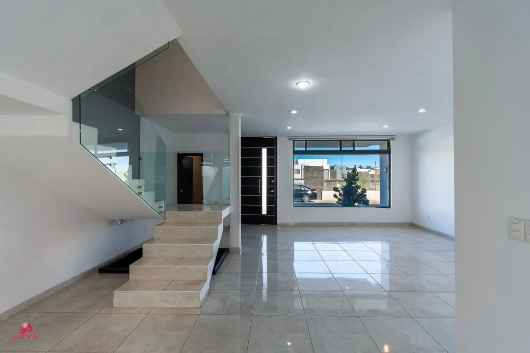 Foto 4 de Casa en Renta, Valle Imperial Zapopan con Roof Garden  en Coto Álamos