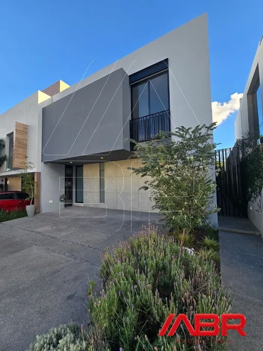 RESIDENCIA EN VENTA PUERTA AZALEAS