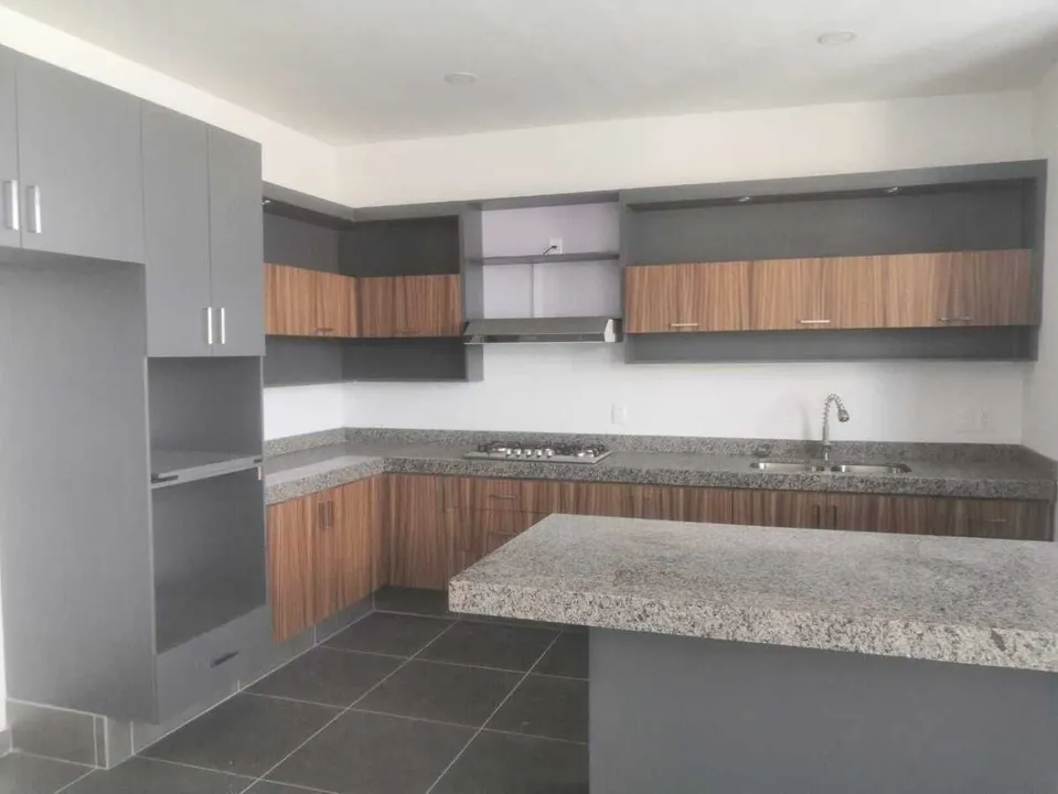 Foto 2 de Se vende casa en Parques Vallarta,  Coto Acacia, Zapopan
