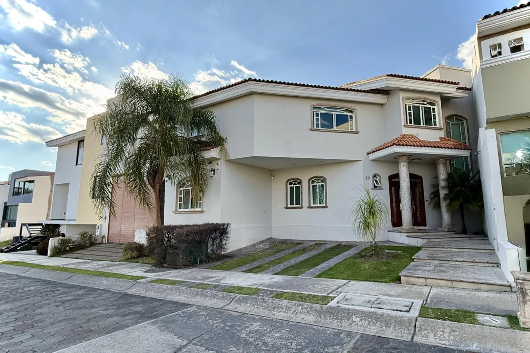 Casa en venta en Bosques de Santa Anita, Tlajomulco de Zúñiga, Jal.