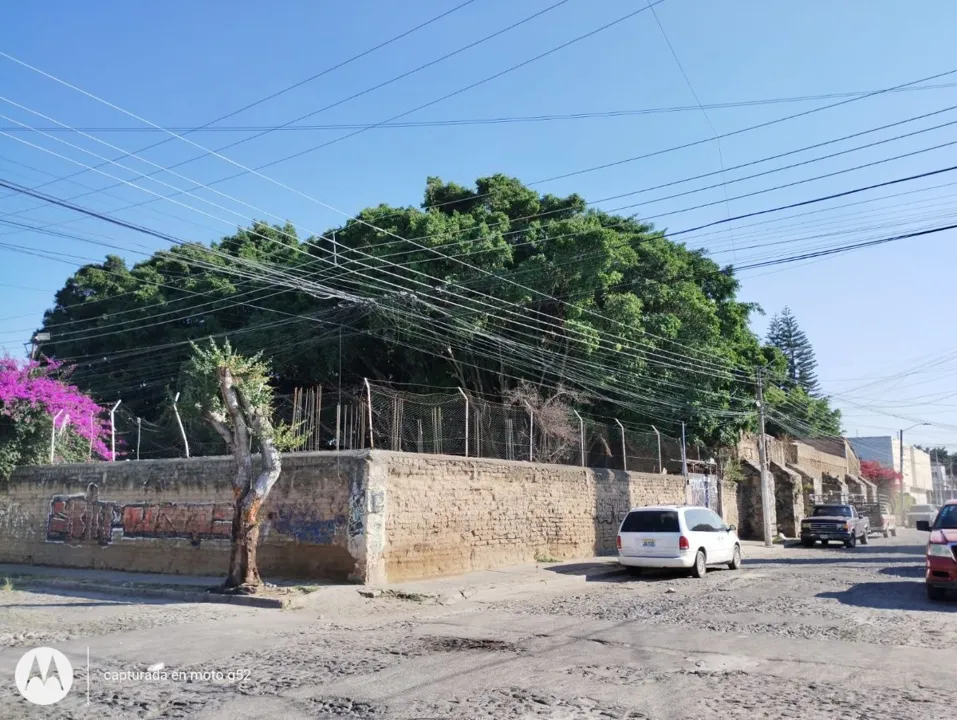 Foto 4 de Propiedad en venta con uso de suelo comercial o habitacional para remodelar