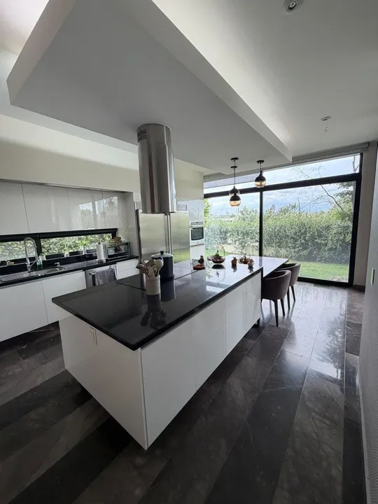 Foto 5 de Casa de lujo en venta en Alcazar Oriente