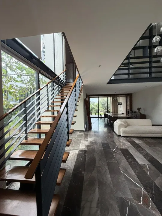 Foto 8 de Casa de lujo en venta en Alcazar Oriente