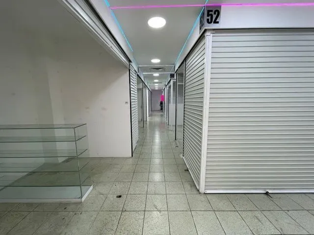 Foto 4 de LOCALES EN RENTA PLAZA TRONIKS