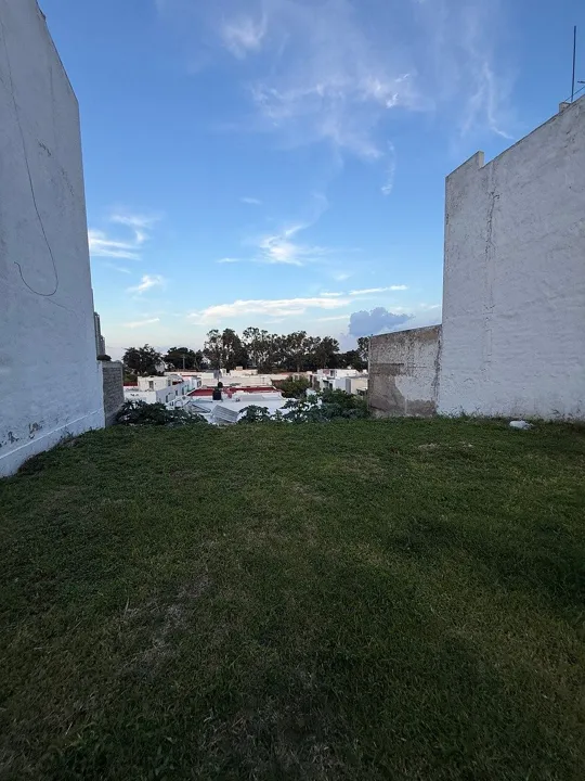 Foto 2 de Terreno en venta dentro de  Villa Verona