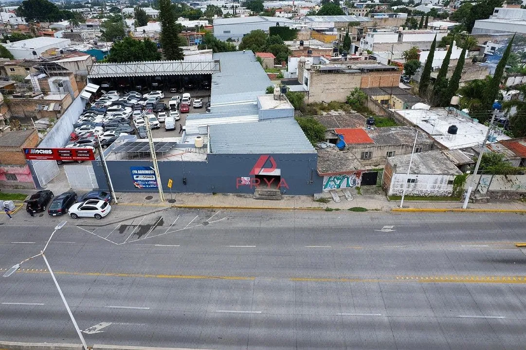 Bodega en Renta de 100 m² sobre Periférico Sur, Col. El Mante, Zapopan