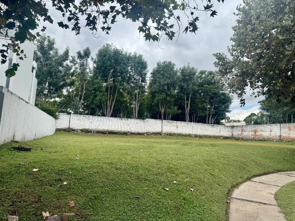 Foto 2 de Terreno en venta en Avenida Acueducto, Real del Parque, Zapopan