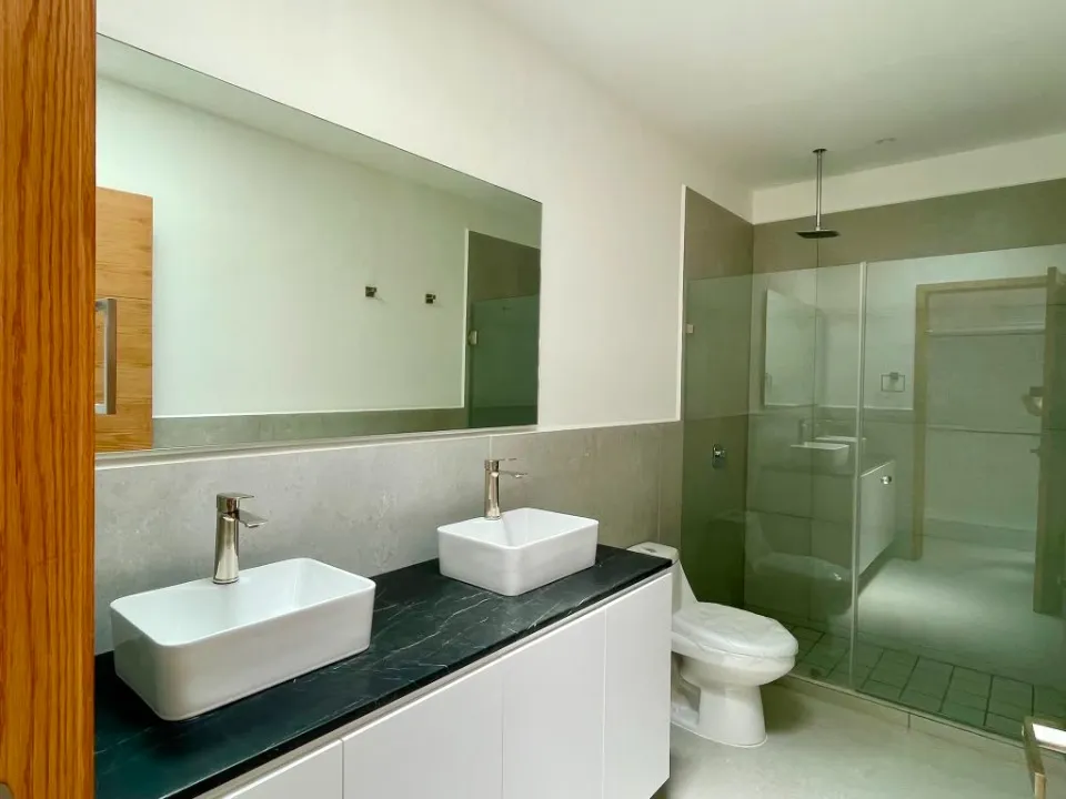 Foto 7 de Casa en venta en Avenida Paseo de los Robles Norte, Los Robles, Zapopan