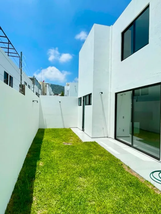 Foto 9 de Casa en venta en Avenida Paseo de los Robles Norte, Los Robles, Zapopan