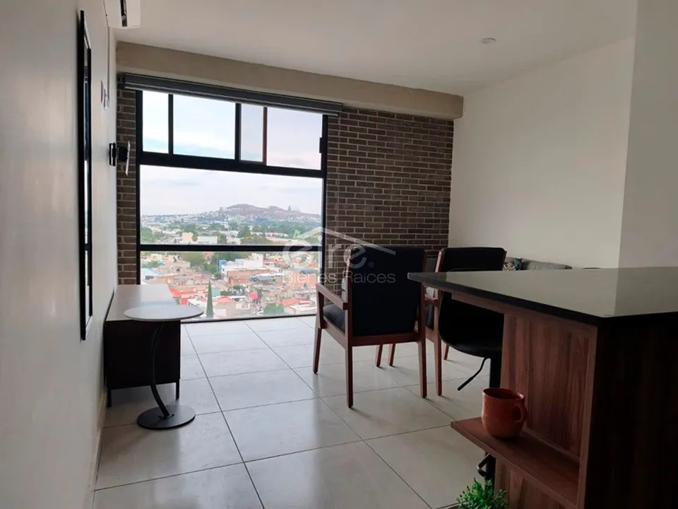 Foto 6 de Departamento semiamueblado en renta en El Campanario, Puente El Palomar