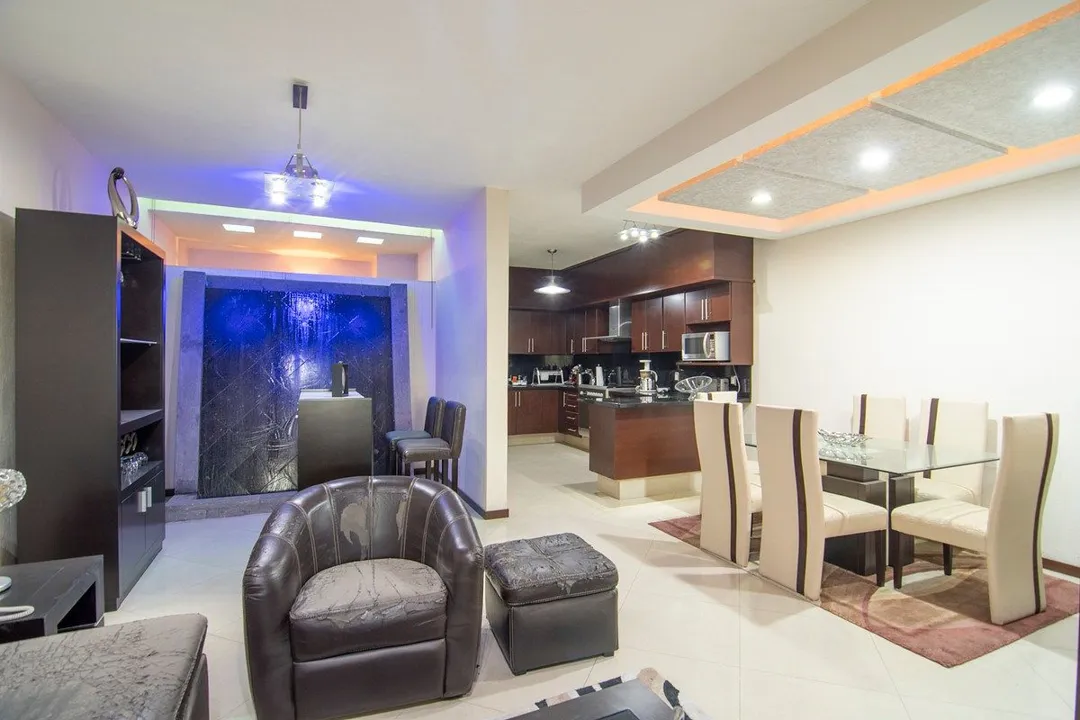 Foto 5 de Casa en Venta en Real de Valdepeñas, dentro de Coto