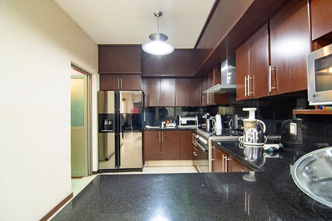 Foto 8 de Casa en Venta en Real de Valdepeñas, dentro de Coto