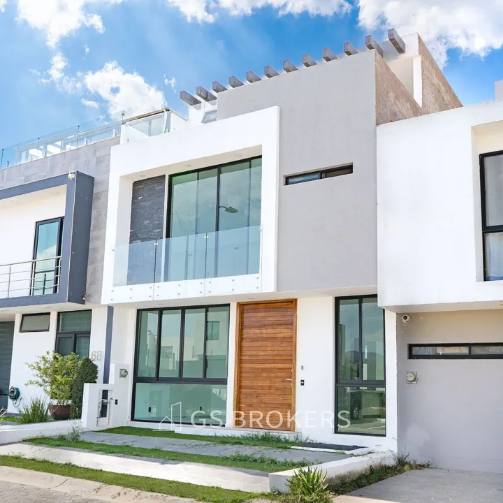 Foto 4 de CASA EN VENTA - COTO BALUARTE