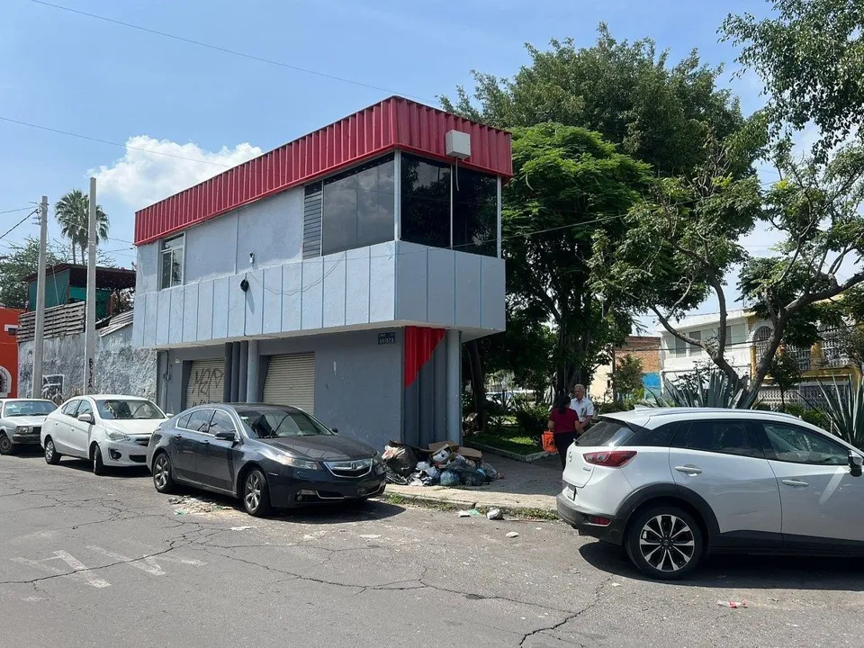 Foto 3 de Local comercial a la Venta o Renta. Sta Teresita