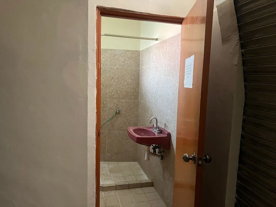 Foto 7 de Local comercial a la Venta o Renta. Sta Teresita