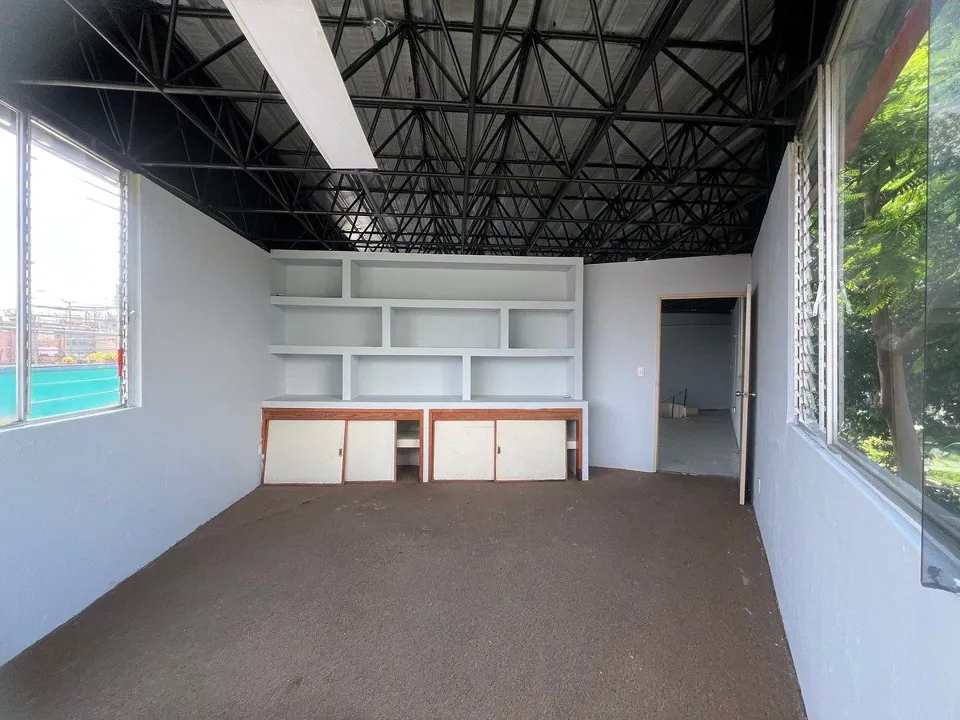 Foto 9 de Local comercial a la Venta o Renta. Sta Teresita