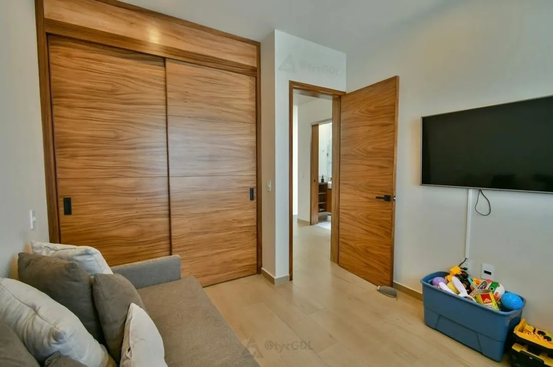 Foto 4 de CASA EN VENTA FRACC. CASA FUERTE TLAJOMULCO DE ZUÑIGA, JAL.