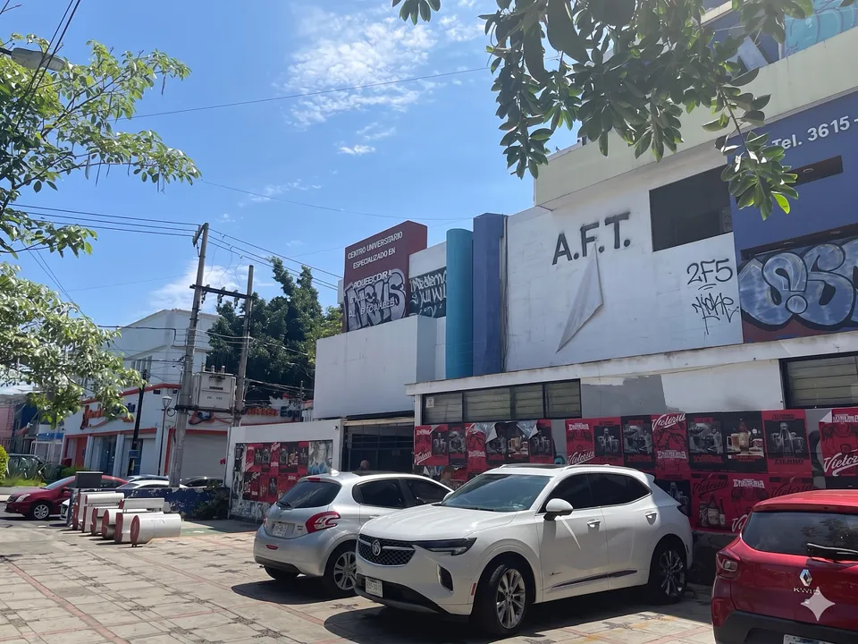 Foto 3 de SE RENTA PROPIEDAD DE OPORTUNIDAD COLONIA LADRON DE GUEVERA, GUADALAJARA