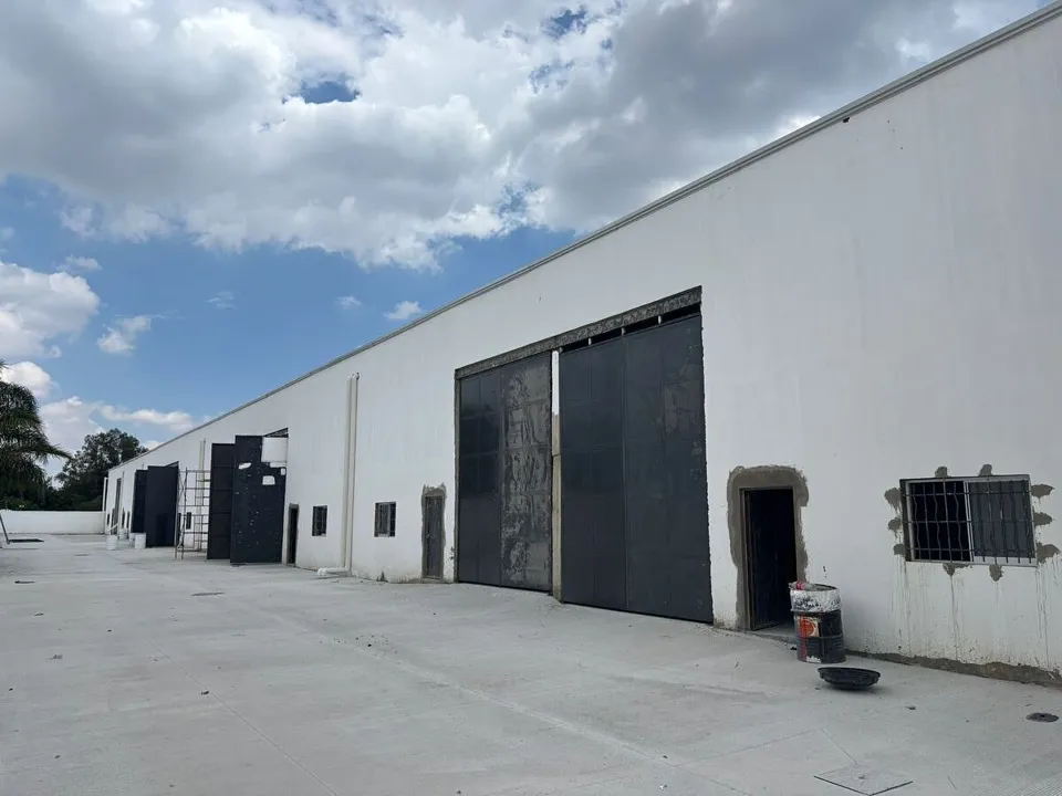 BODEGAS 3y4 EN RENTA, DENTRO DE COTO, EN COL. NUEVO MEXICO, ZAPOPAN, JALISCO.