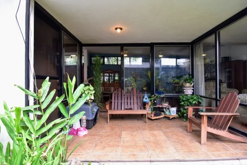 Foto 8 de Casa en venta en Calle El Sol, Jardines Del Bosque, Guadalajara