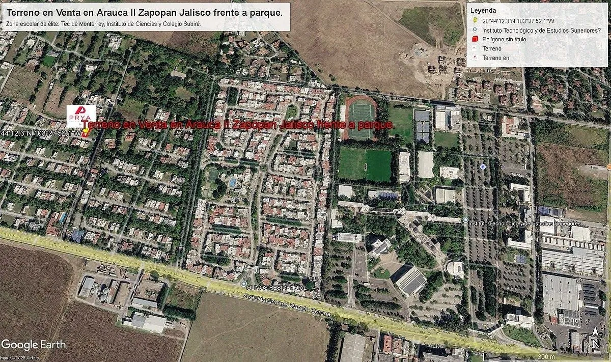 Foto 5 de Terreno en Venta en Arauca II Zapopan Jalisco frente a parque.