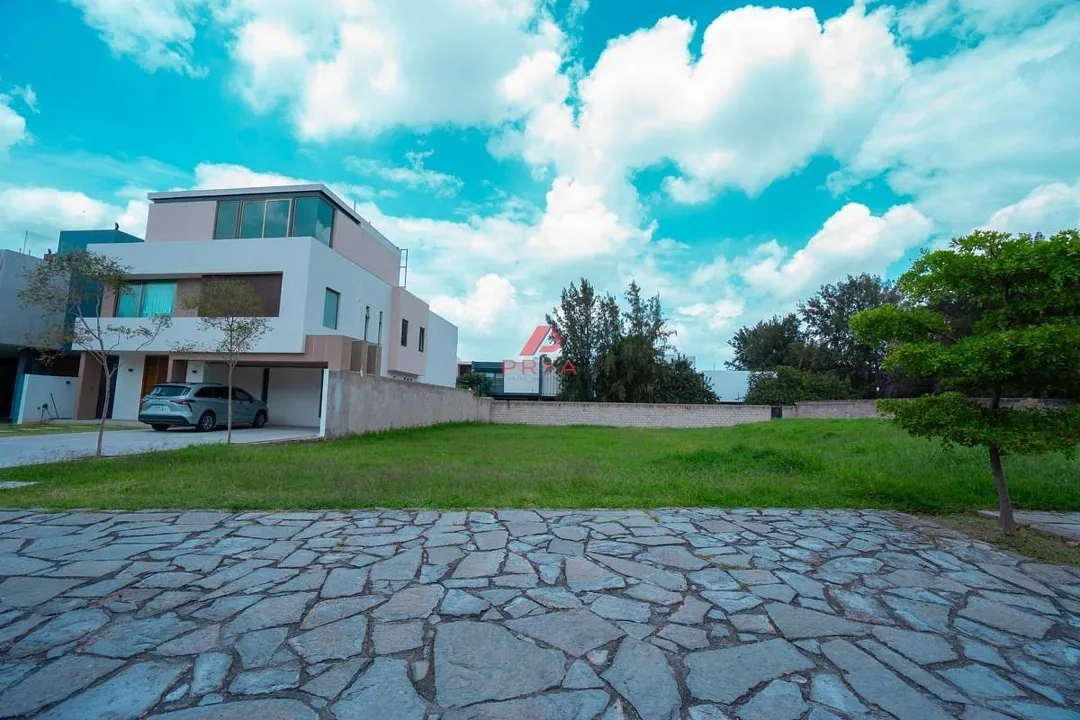 Foto 7 de Terreno en Venta en Arauca II Zapopan Jalisco frente a parque.