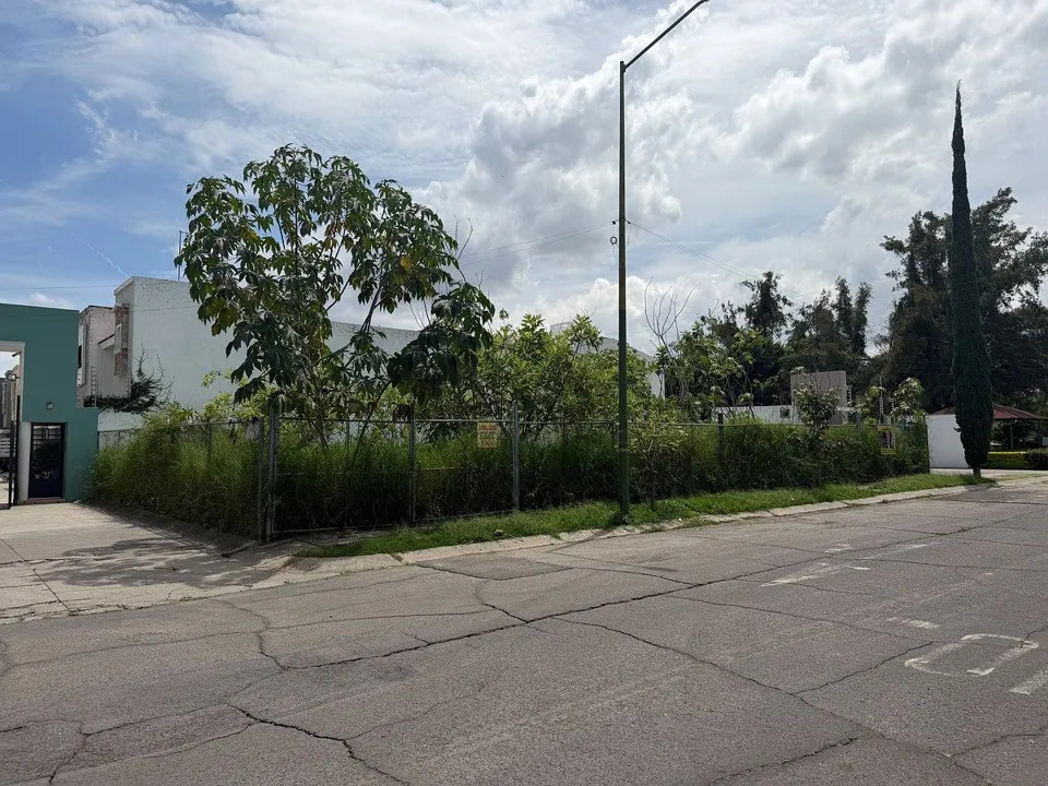 Lotes Contiguos en Girasoles Acueducto Zapopan  (Ideal Desarrolladores)