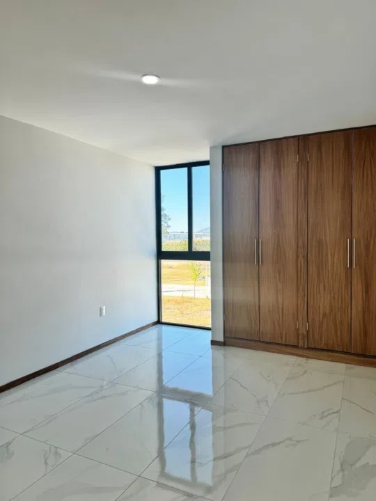 Foto 9 de Casa en venta en Bosques Vallarta, Zapopan con 5 recámaras y acabados de lujo