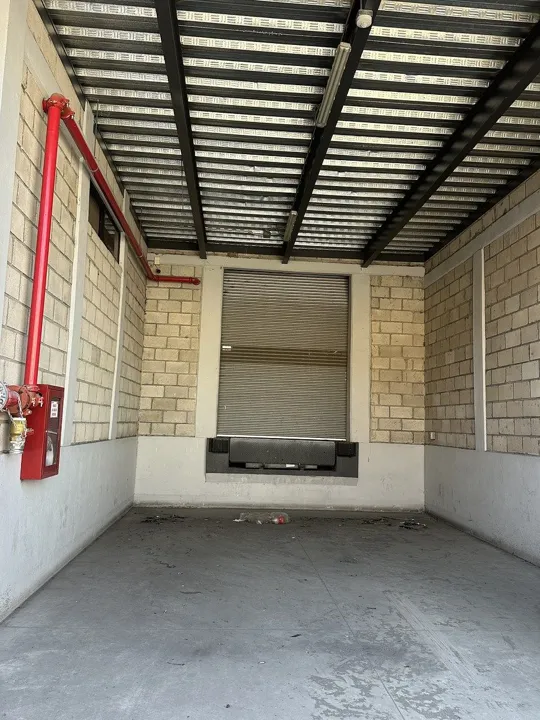 Foto 5 de Bodega Industrial de 1,477 m² más Oficinas, Rampa y Andén – Lista para Operar