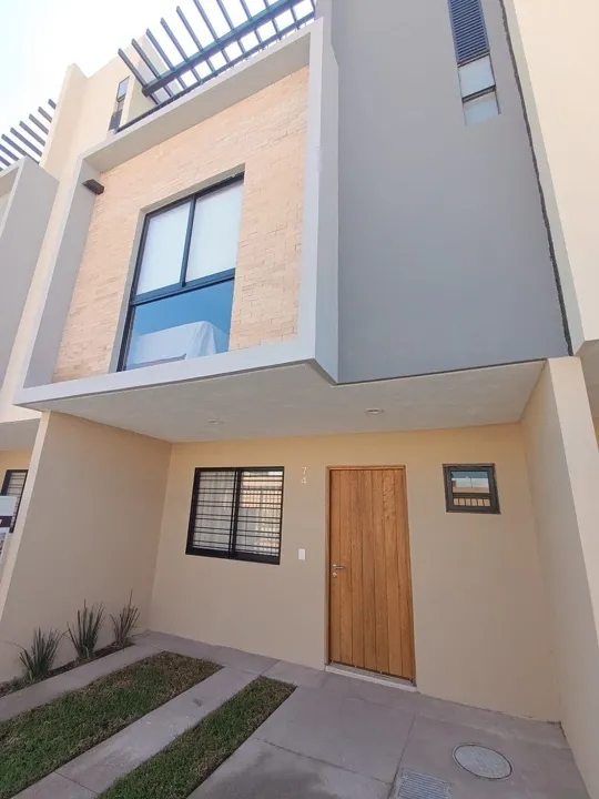 Vendo casa en Parques del  Bosque II. 3 niveles