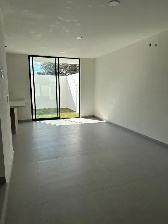 Foto 3 de Casa en venta en Calle Independencia, Santa María Tequepexpan, San Pedro Tlaquepaque