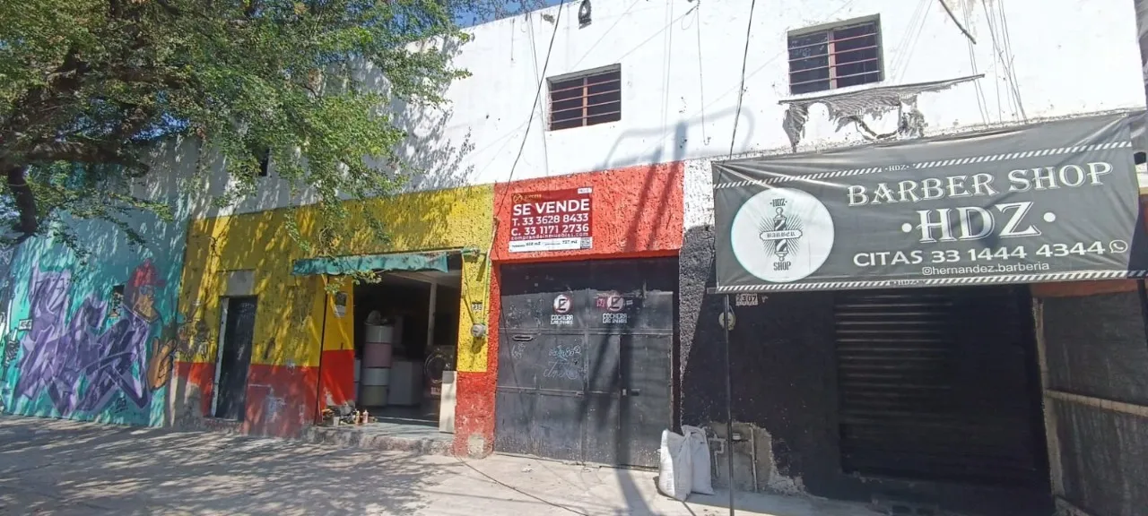 Foto 2 de Casa con Uso de Suelo Comercial o Mixto en venta en Oblatos, Oblatos, Guadalajara