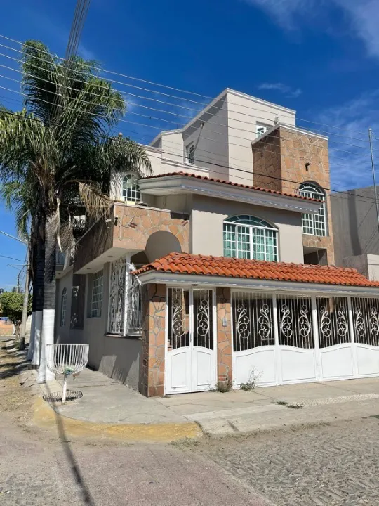 Foto 2 de Casa en venta en Francisco T. Agraz, San Andrés, Guadalajara