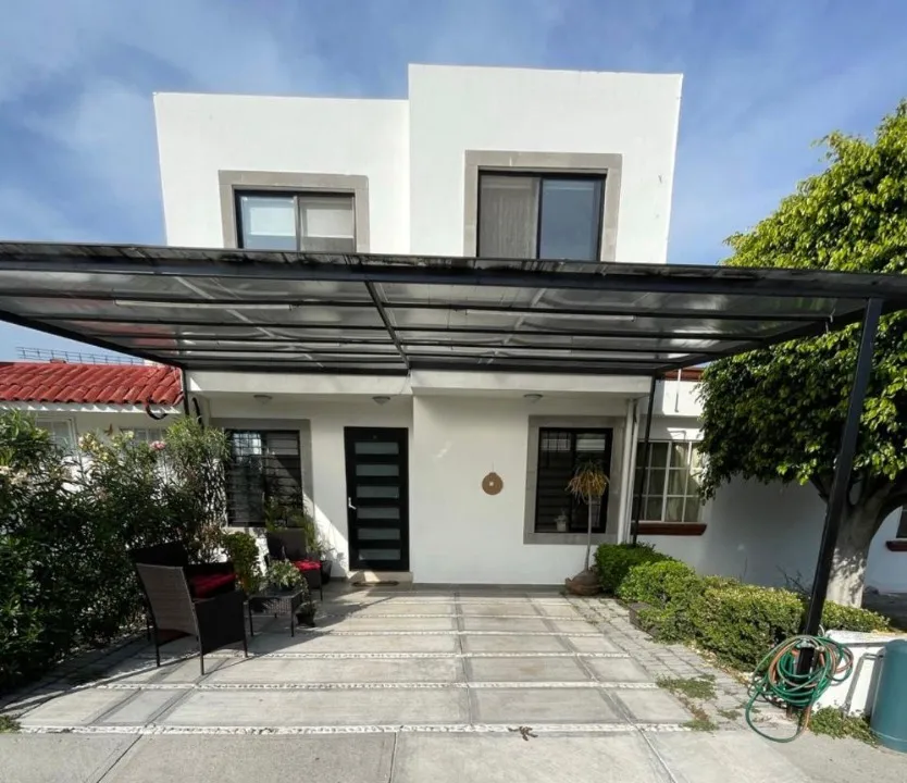 Casa en venta en TONINA, PIRAMIDES, El Pueblito