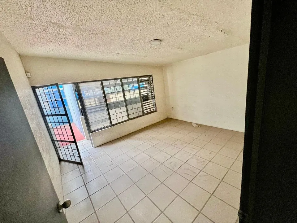 Foto 4 de Renta Bodega en Las Pintitas Aeropuerto