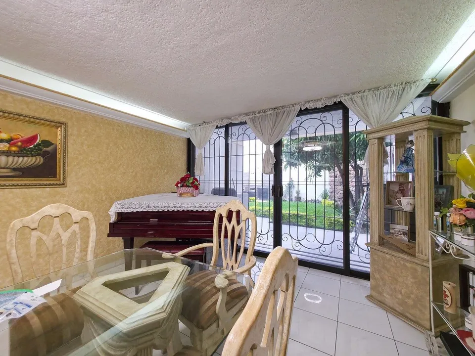 Foto 8 de Casa en Renta en Colinas de la Normal, Guadalajara