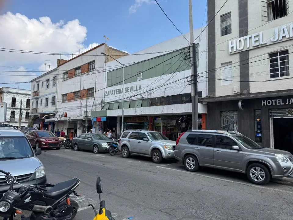 Foto 2 de LOCAL EN RENTA OBREGÓN
