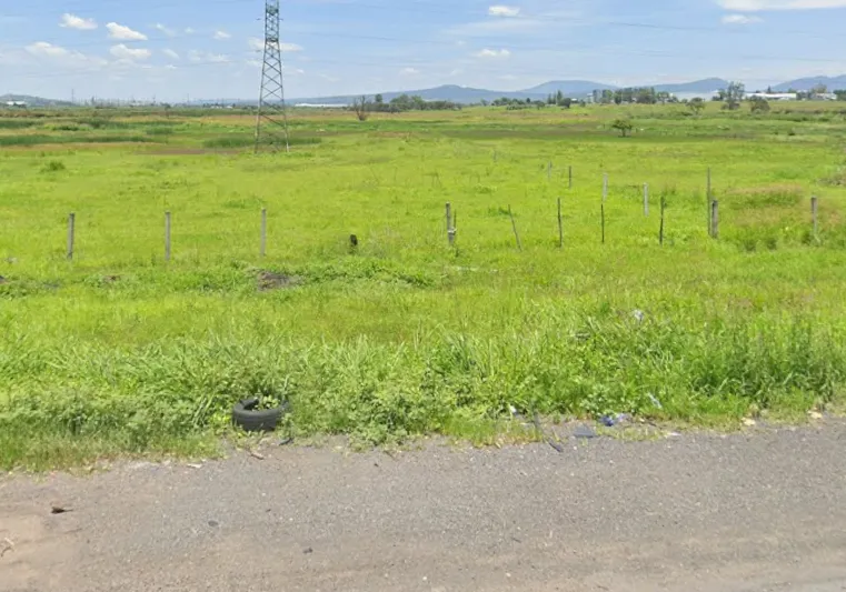 Terreno en venta en Carretera Chapala - Guadalajara, Jardines De La Calera, Tlajomulco De Zuñiga