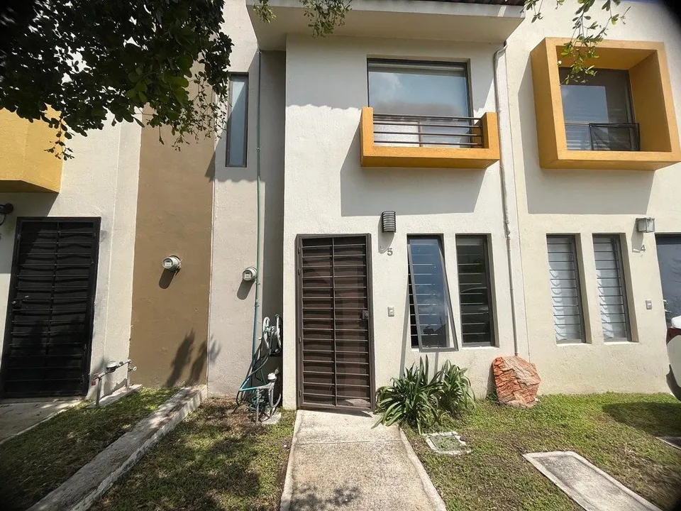 CASA EN VENTA COTO PRIVADO ALTEA, TLAJOMULCO