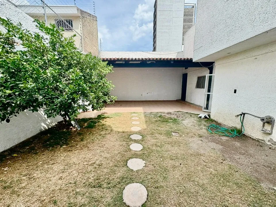 Foto 2 de Casa en venta en Calle Toreros, Arcos De Guadalupe, Zapopan