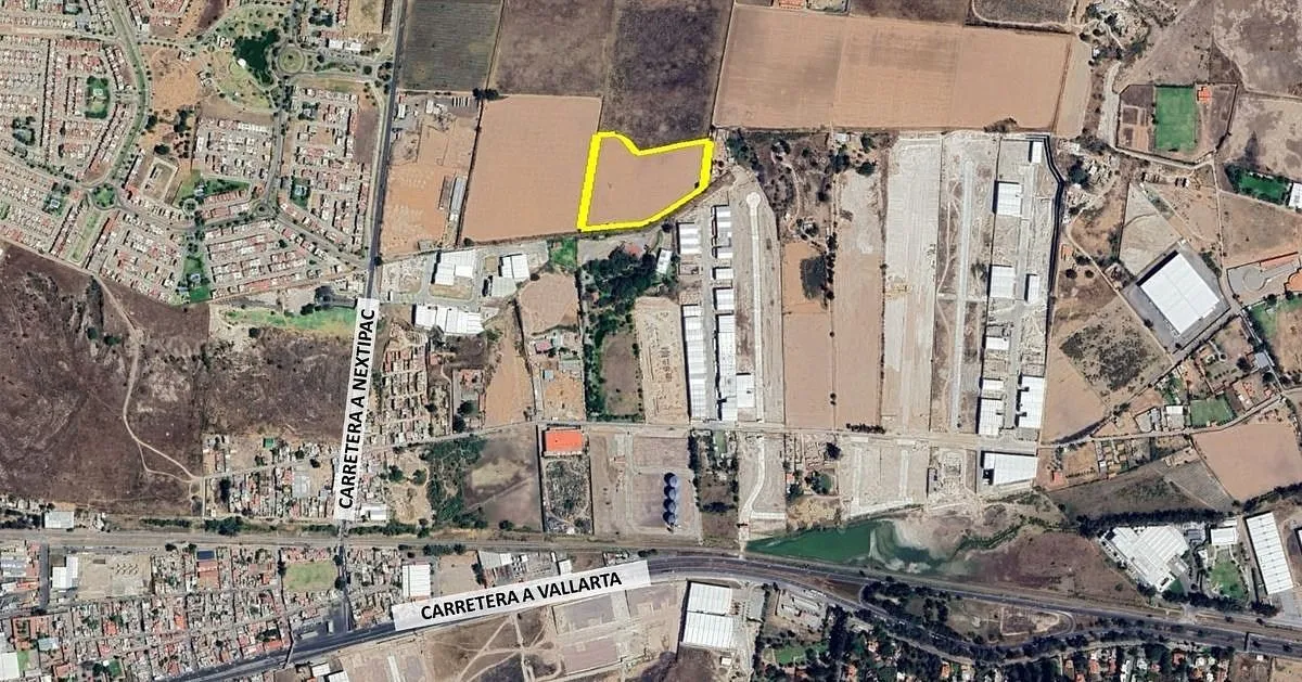 Foto 4 de TERRENO VENTA ENTRE CARRETERA VALLARTA Y CARRETERA A NEXTIPAC