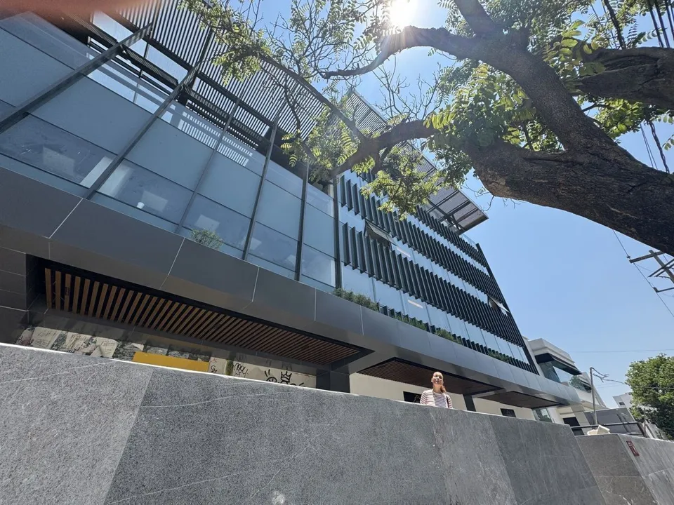 Foto 7 de LOCALES NUEVOS EN RENTA EN LA AMERICANA