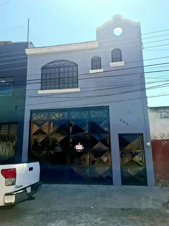 Bodega con departamento en Venta Col. Tepeyac