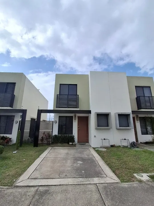 Casa en venta en Fracc. Adamar, Tlajomulco de Zúñiga, Jalisco