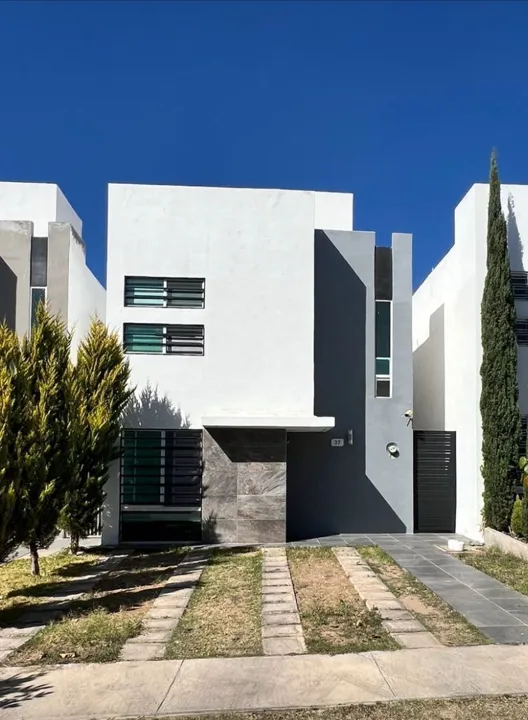 Casa en Venta en Residencial Pontevedra - Paseo de la Lira 37