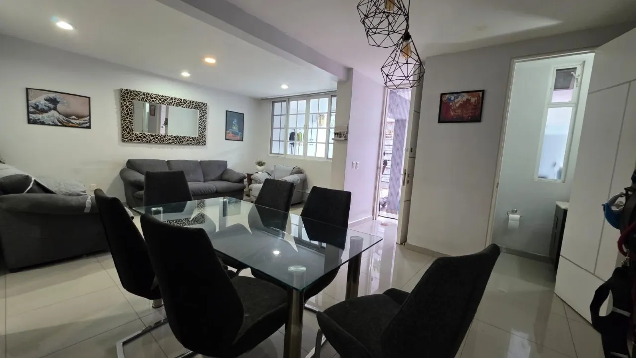 Foto 6 de Casa en venta en Río Independencia, El Rosario, Guadalajara
