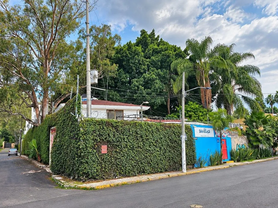 Foto 2 de Terreno en venta en Santa Ana Tepetitlán (Callejón del Iris, Bugambilias)