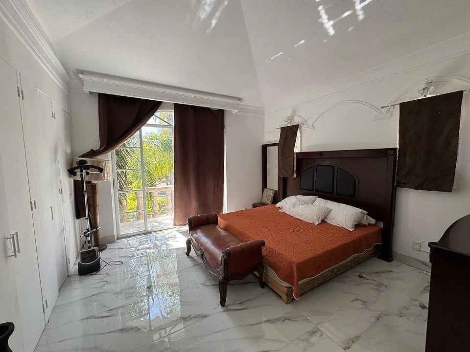 Foto 7 de VENTA Y/O RENTA DE CASA HERMOSA EN ZONA PANORAMICA EN BUGAMBILIAS